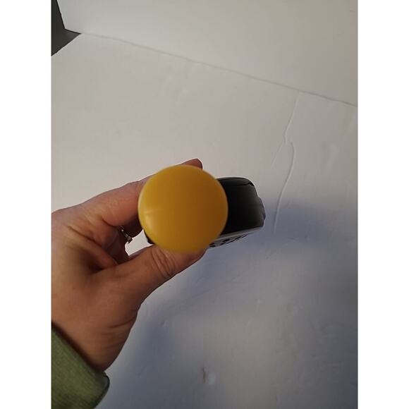 Hasbro Gaming Bop It Micro Mini Series BOP-IT Game - Used - Tested - Travel - Picture 5 of 6